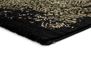 ALFOMBRA NEGRA CON ARABESCOS EN ORO