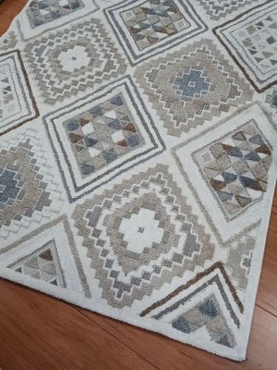 ALFOMBRA ÉTNICA EN RELIEVE MARFIL 31