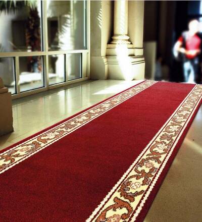 ALFOMBRA PARA IGLESIAS ROJA CON CENEFA