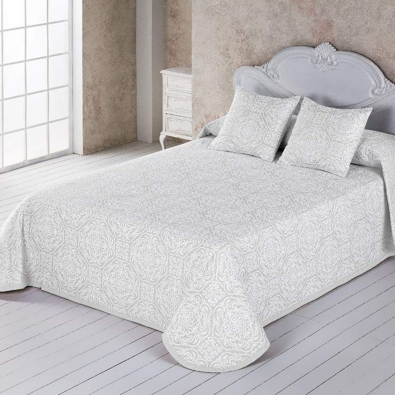 Colcha Bouti Jacquard con Relleno Modelo Alhambra Blanco