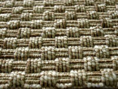 ALFOMBRA DE LANA NUDO GRUESO BEIGE